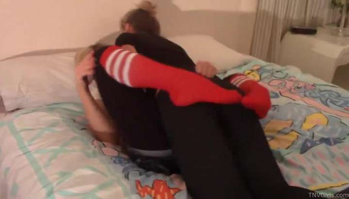Tight Yoga Pants Lesbian Porn - Hot blonde lesbians making out and tribbing yoga pants for first time sex -  Tnaflix.com