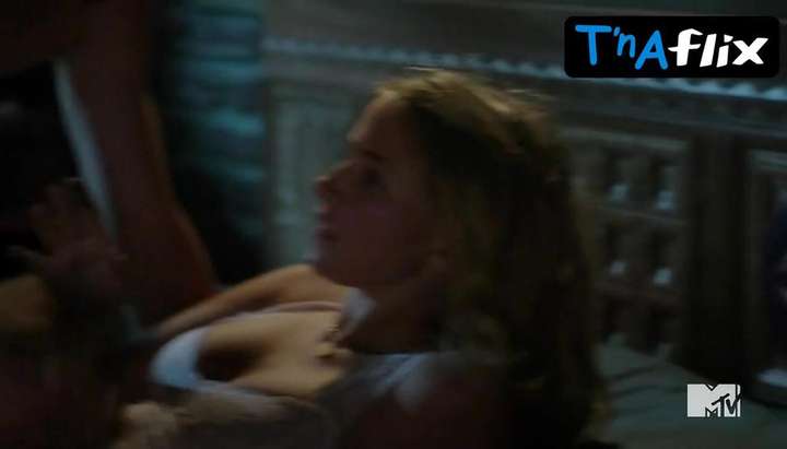 720px x 411px - Eliza Bennett Underwear Scene in Sweet/Vicious - Tnaflix.com