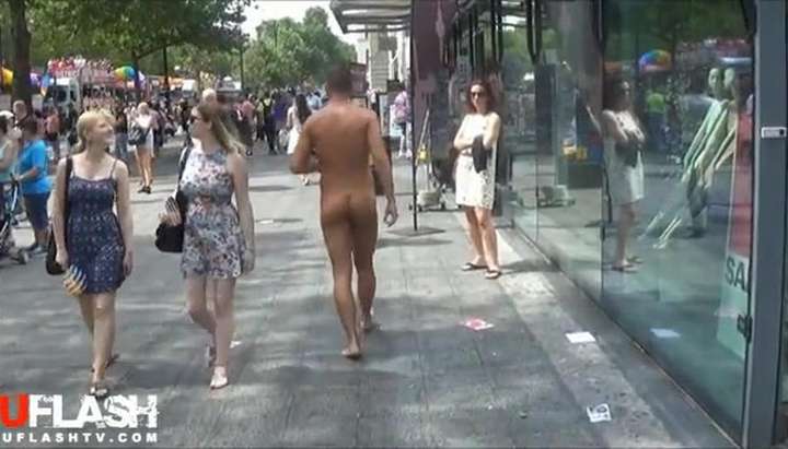 Nude Walk on Busy Street - Tnaflix.com