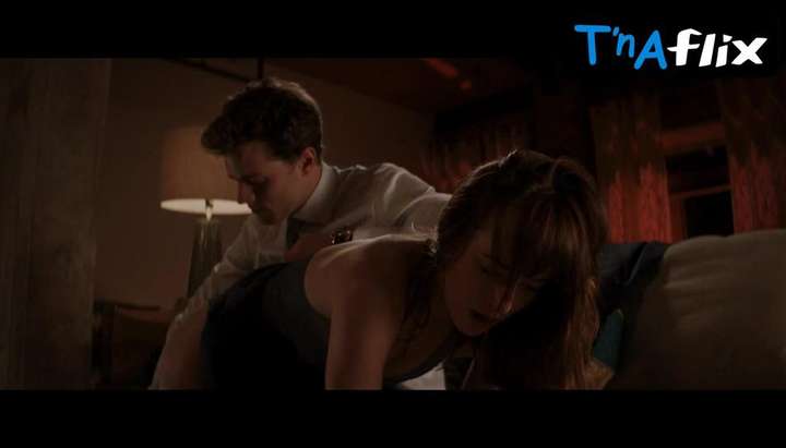 720px x 411px - Dakota Johnson Butt Scene in Fifty Shades Of Grey - Tnaflix.com