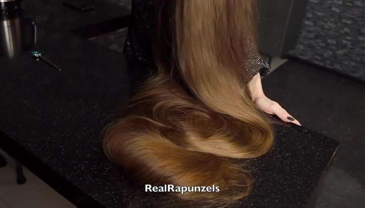 720px x 411px - Very long hair - Tnaflix.com