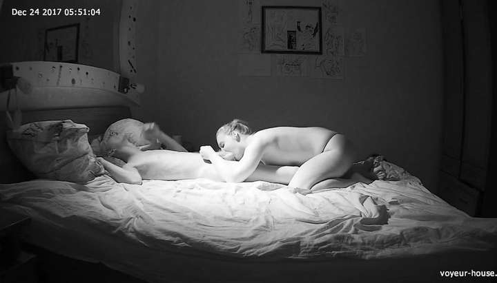 Teenage Amateur Couple Has Sex on Night Vision Hidden Camera - Tnaflix.com