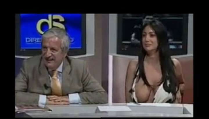 Tv Porn Tits - Big Tits Slip on TV BVR - Tnaflix.com