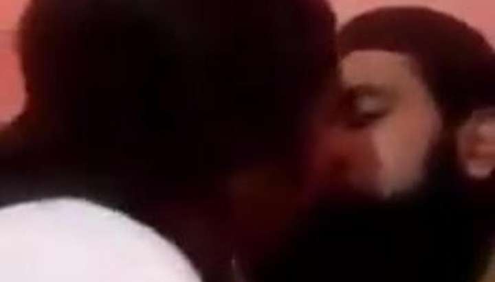 Pakistasexi Vibeo - pakistani muslim man scandel video of kissing each other then caught on  camera and also publish on - Tnaflix.com