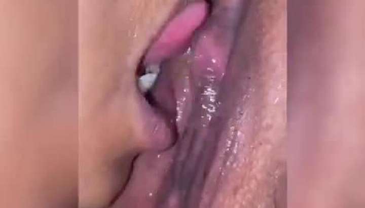 Bbw Lesbian Licking - LegitLesbianEmpire SLOPPY SPIT ORGASM ( EBONY LESBIAN PUSSY LICKING BBW ) -  Tnaflix.com