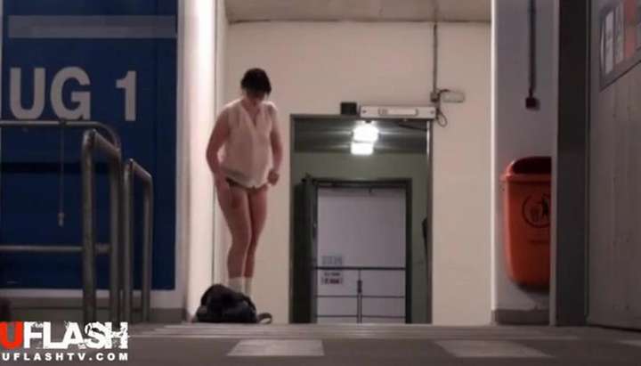 Strip Nude Porn - She dared to strip Naked in public - Tnaflix.com
