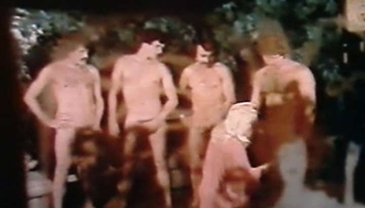 1970 Gang Sex - Vintage Gang Bang from the 70s - Tnaflix.com