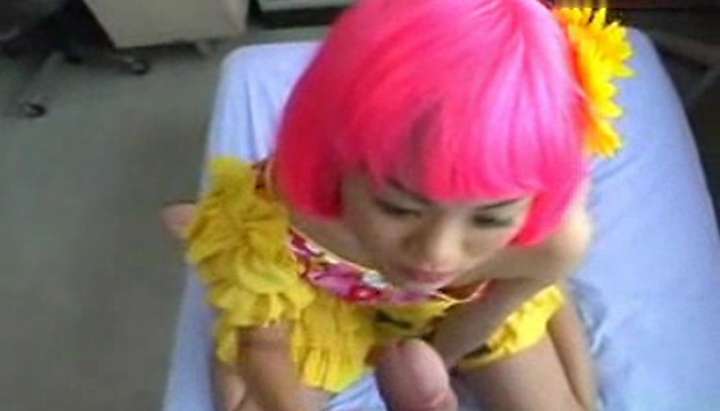 Asian Wig Fuck - Asian girl with pink wig gives head - Tnaflix.com