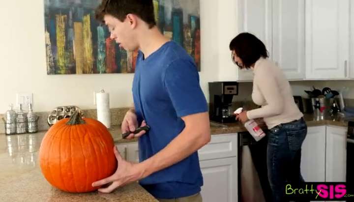 Desi Pumpkin Sex Video - Bratty Sis she Caught her Brother Fucking a Pumpkin - Tnaflix.com