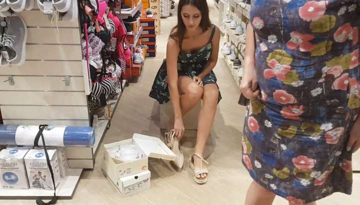 Without Panties - Young girl without panties in a shoe store - Tnaflix.com