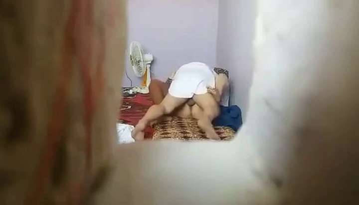 720px x 411px - Afghan mullahs sex with a MILF - video 1 - Tnaflix.com