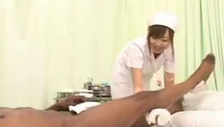 720px x 411px - Lucky black guy lands in Japanese hospital - Tnaflix.com