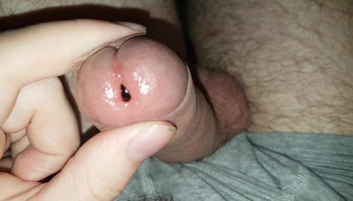 Gummy worm sliding out from urethra, urethral sounding giant gummy worm,  short video - Tnaflix.com