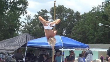 Koyotee J Von Diva Pole Dancing at Nudes a Poppin 2017 TNAFlix ...