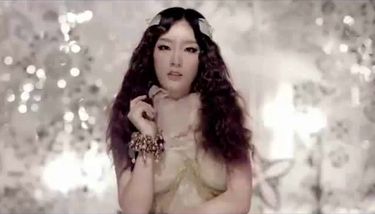 Parodia de "Bring The Boys Out" Editar TNAFlix Porn Videos
