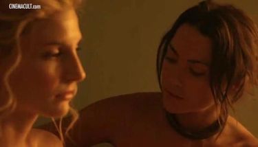 Viva Bianca, Lucy Lawless, Bonnie Sveen, Delaney Tabron ...