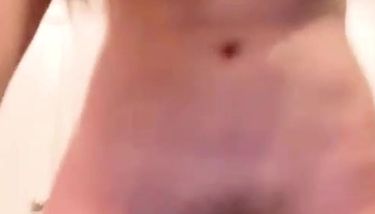 Earn Nutcha Nude Pussy