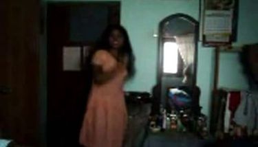 Southindian TAMIL Hot Girl Saona filmed herself TNAFlix Porn Videos