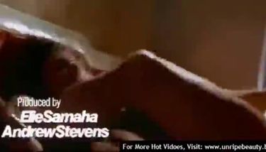 Courteney Cox in 3000 Miles To Graceland - video 1 TNAFlix Porn Videos