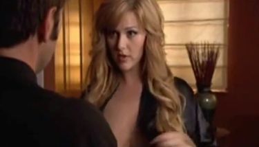 Sara Rue showing her hot big boobs TNAFlix Porn Videos