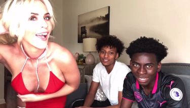 SEXY MILF TRY-ON NEW OUTFITS and SHOW HER FAT ASS TO MY FRIENDS ...
