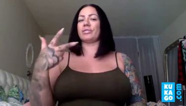Curvy Bitch Shows Her Jumpsuits TNAFlix Porn Videos