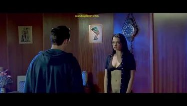 Rachel Weisz Solo Tease