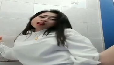 thai girl in the School toilet TNAFlix Porn Videos