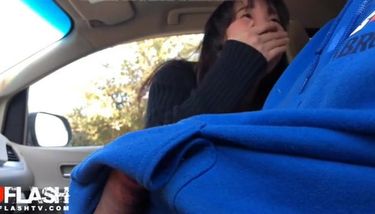 Hidden Flash for Co-Worker - She See's and Lea ... TNAFlix Porn Videos