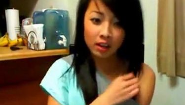 RANDOM ASIAN CHINESE SLUT QUICK FLASH CUTE SLUT TNAFlix Porn Videos