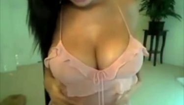 webcam big boobs striptease
