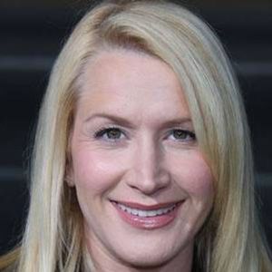 Angela Kinsey