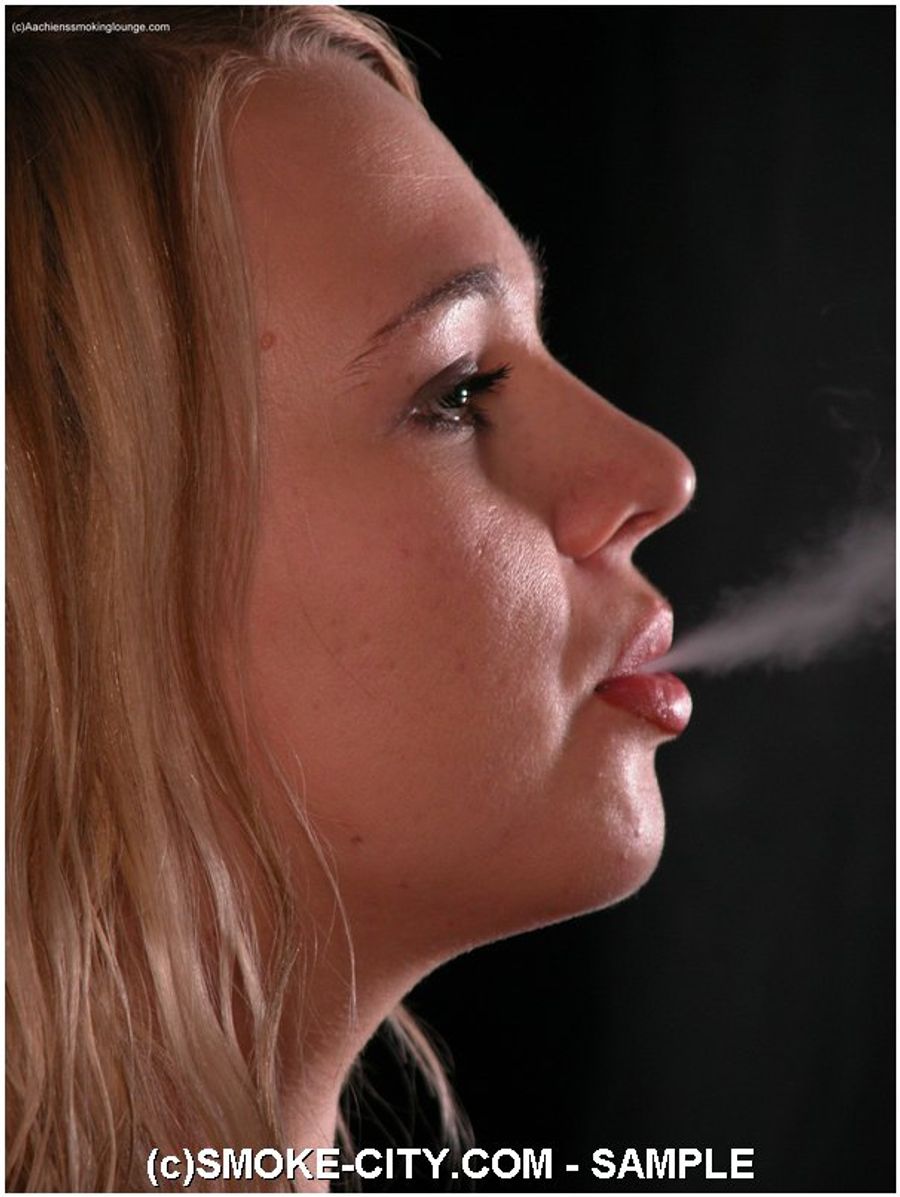 SmokingWhores Photo Gallery: Porn Pics, Sex Photos & XXX GIFs at TNAFLIX