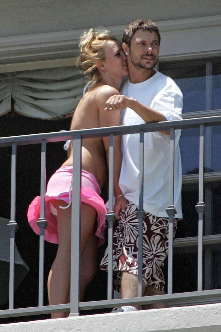 Britney Spears Candid Photo Gallery Porn Pics Sex Photos And Xxx S | Free  Hot Nude Porn Pic Gallery