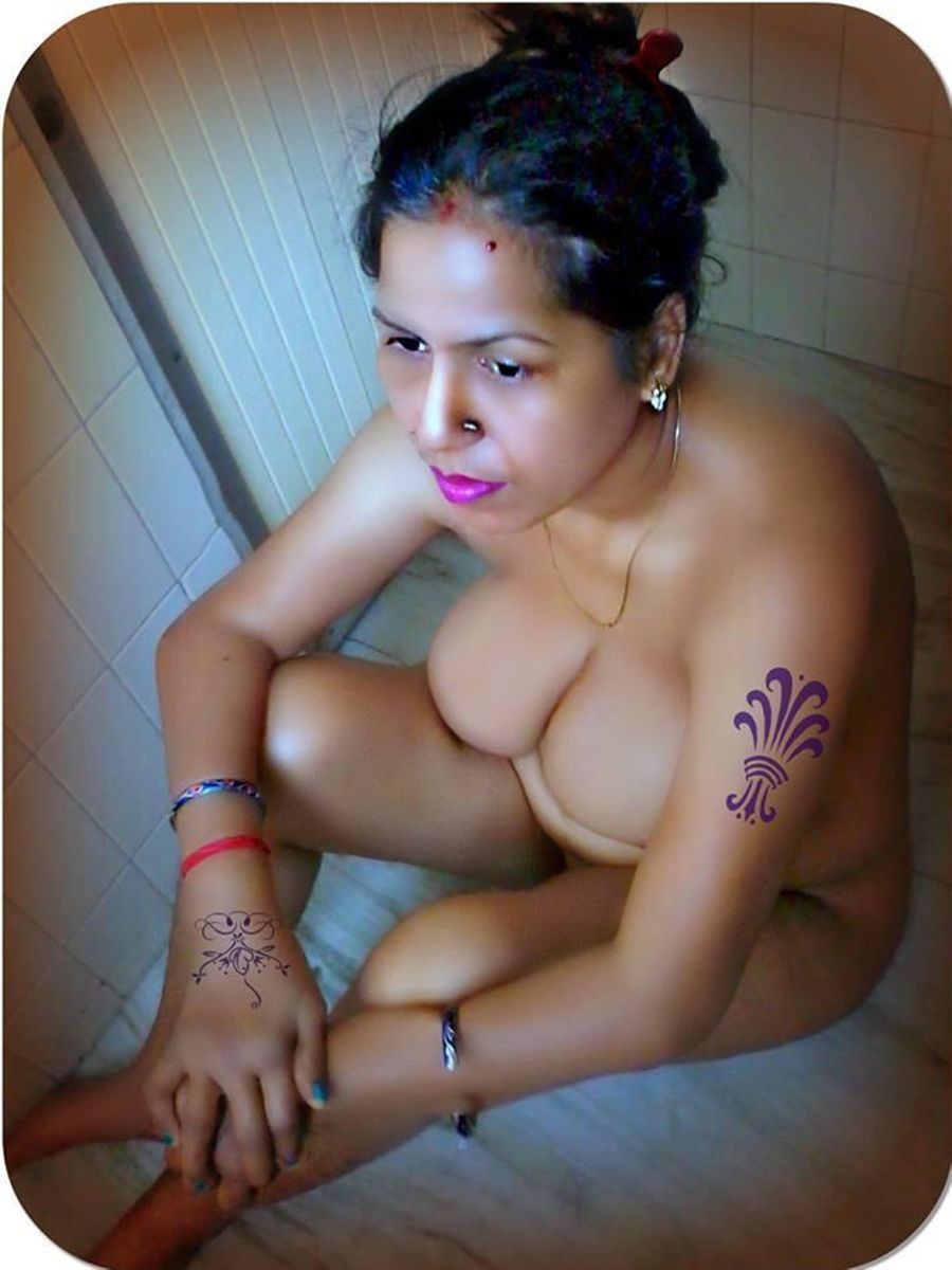 Meena rewadee nude
