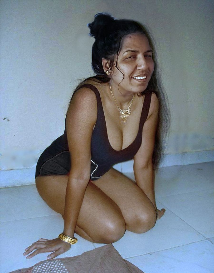 Bhabhi ki moti chuchi Photo Gallery: Porn Pics, Sex Photos & XXX GIFs